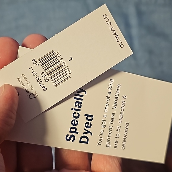 Old Navy luxe v-neck t-shirt - Picture 4 of 5